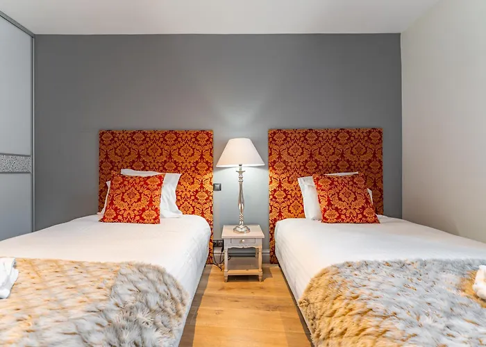 Superbe Appartement De 2 Chambres Au Coeur Du Quartier Gambetta